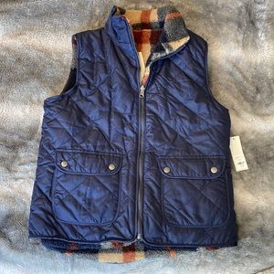 *NWT* Reversible Fleece Puffer Vest